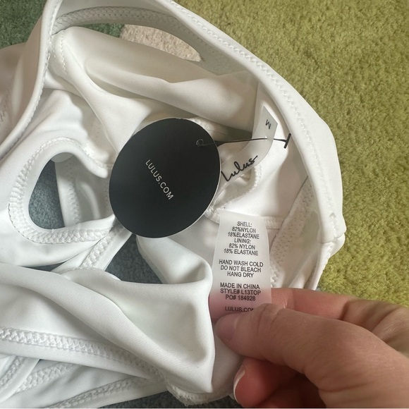 Lulus Medium NWT Sun and Games White One-Shoulder Cutout Bikini Top - Picture 8 of 9